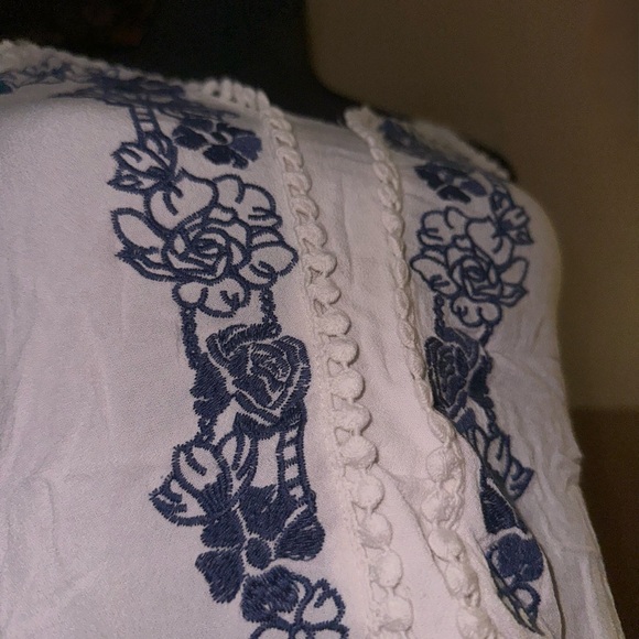 White and Blue Floral Embroidered Women's Top - Picture 9 of 12
